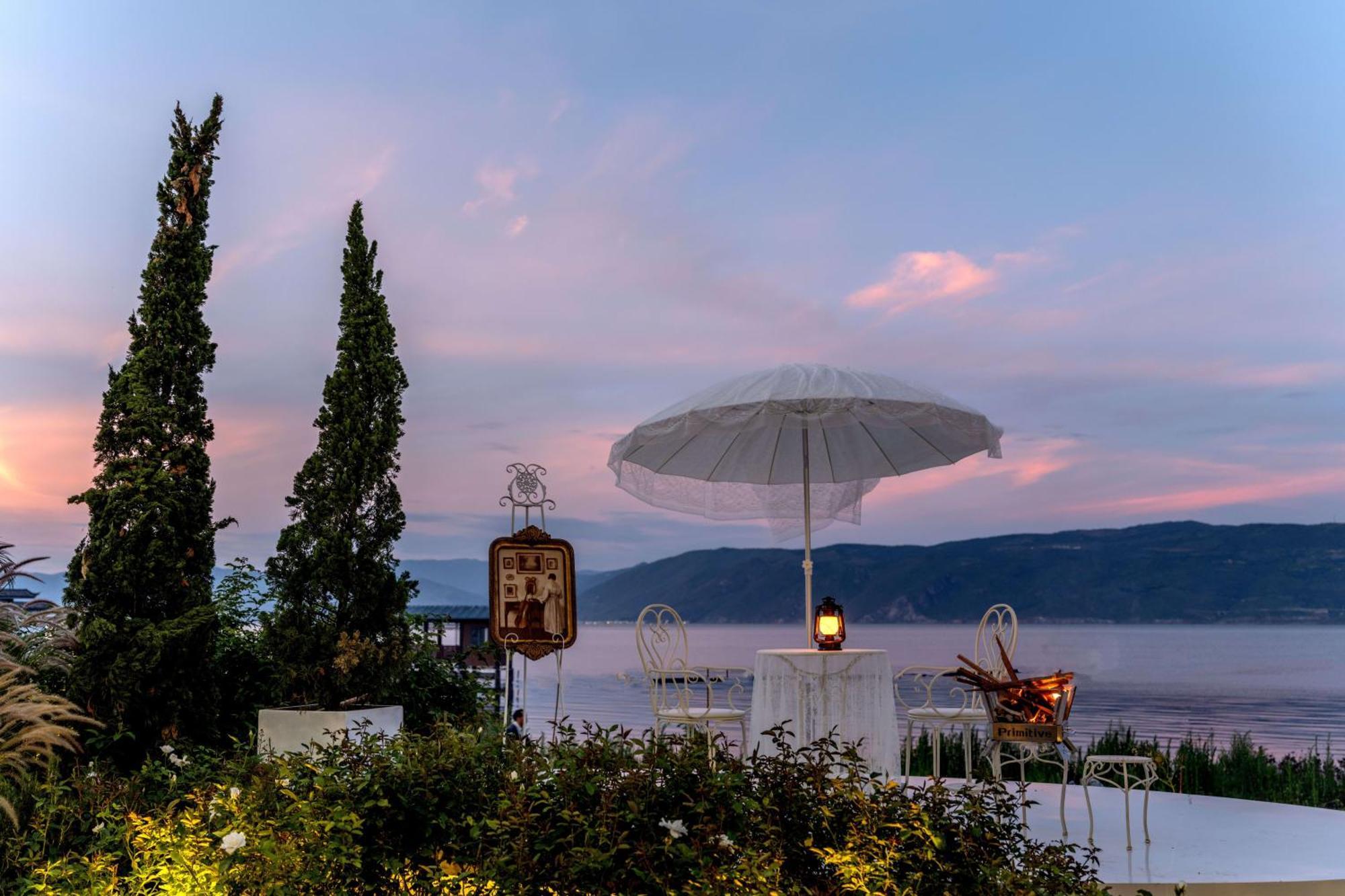 Dali Nest Secret Garden Lake View Inn מראה חיצוני תמונה